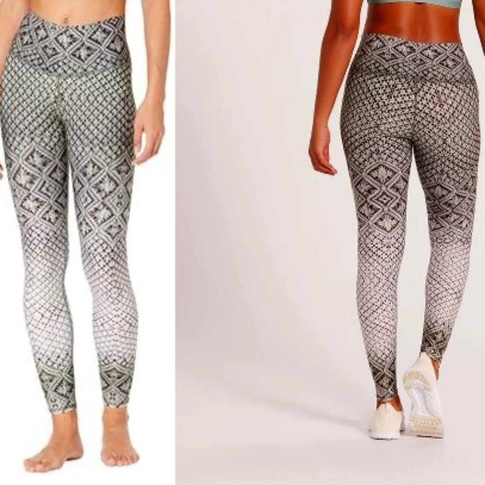 Niyama Sol, macrame barefoot legging, Jade, size Medium
